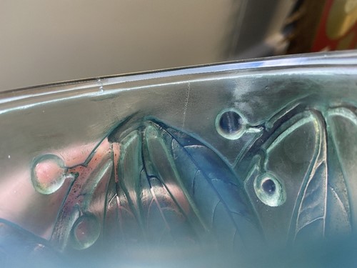 Lot 3 - Laurier, an R. Lalique opalescent and blue stained glass vase