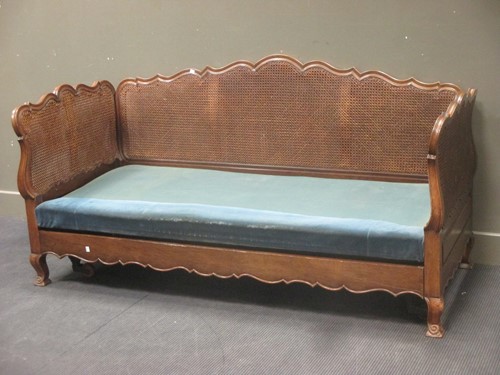 Lot 368 - A William and Mary reproduction mahogany and...