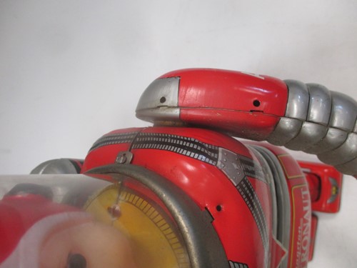 Lot 64 - A Daiya for Cragstan Tinplate Battery operated...