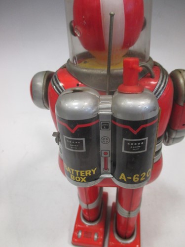 Lot 64 - A Daiya for Cragstan Tinplate Battery operated...