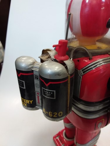 Lot 64 - A Daiya for Cragstan Tinplate Battery operated...