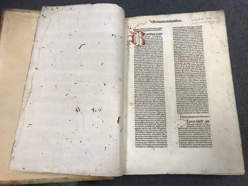 Lot 88 - BIBLIA LATINA.