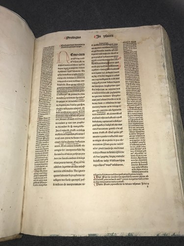 Lot 88 - BIBLIA LATINA.