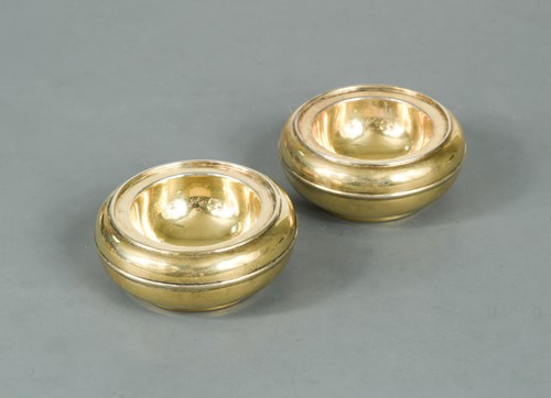 Lot 443 - A pair of George V Britannia silver gilt salts