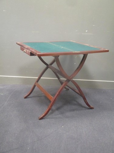 Lot 381 - A campaign folding card table