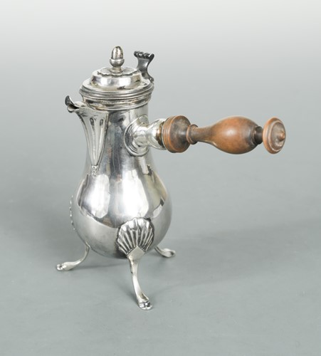 Lot 380 - An early 19th century French metalwares silver single serving coffee pot