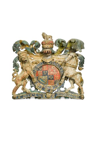 Lot 462 - A carved wood (probably elm) Royal Coat of Arms of the House of Stuart