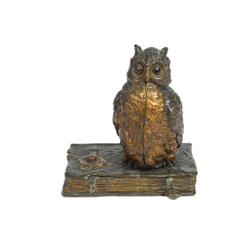 Lot 43 - A Bergman cold painted bronze model of a novelty owl
