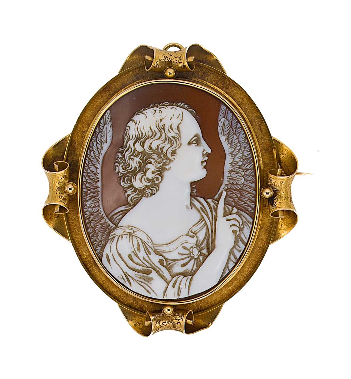 Lot 17 - A large Victorian shell cameo brooch