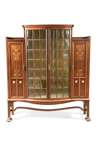 Lot 205 - An Art Nouveau display cabinet in the manner of Shapland & Petter, circa 1900
