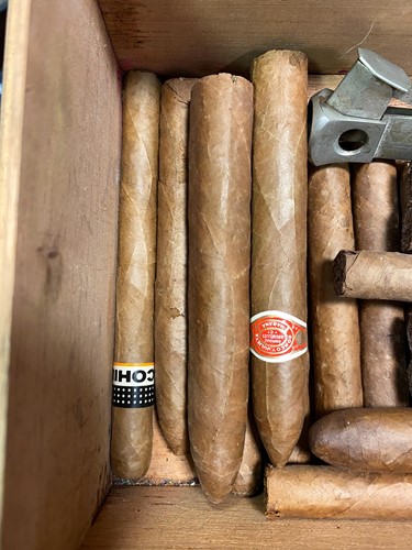 Lot 121 - A wooden table cigar box (NOT a humidor),...