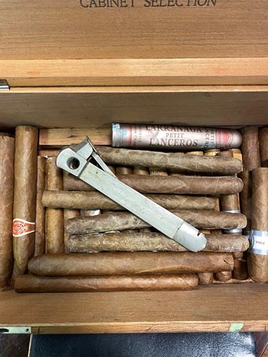 Lot 121 - A wooden table cigar box (NOT a humidor),...