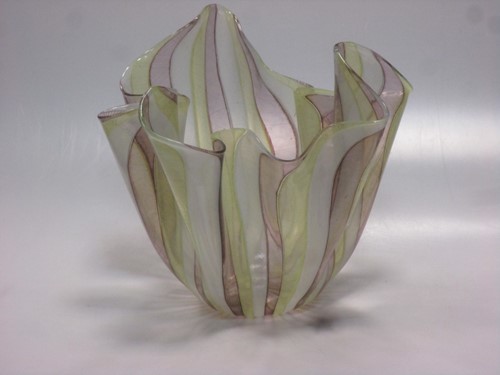 Lot 13 - A Venini type Razzeletto vase 26cm high and...