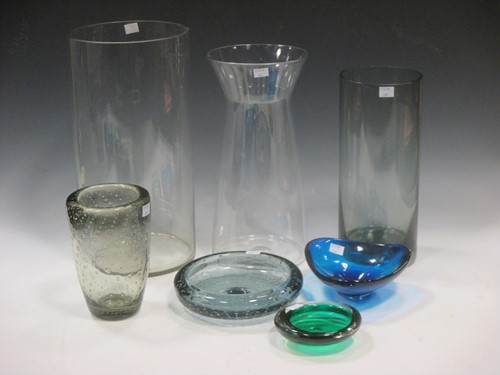 Lot 91 - Various cut glass vases, etc