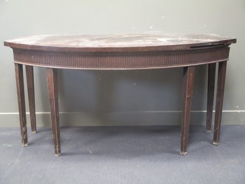 Lot 406 - An early 19th century mahogany side table on...