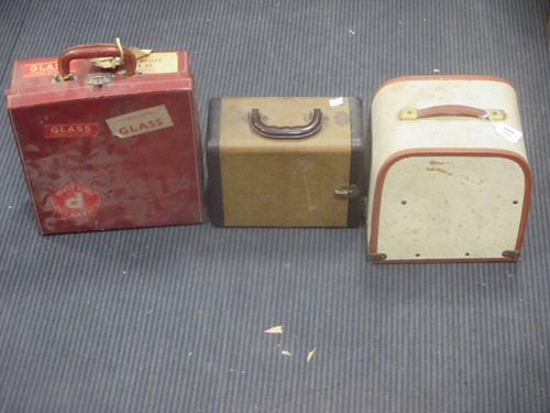 Lot 115 - A large quantity of mid 20th century...