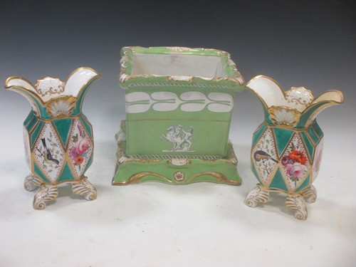 Lot 64 - A Copeland and Garret porcelain jardiniere on...