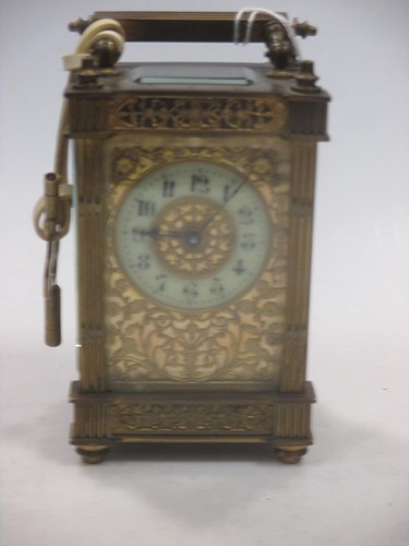 Lot 41 - A Late Victorian carriage clock with a...