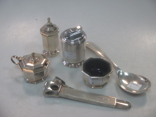 Lot 407 - A silver mounted table cigar cutter, a silver...