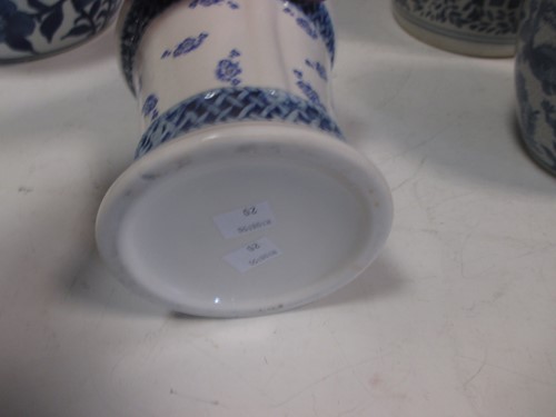 Lot 91 - A collection of Coalport ribbon pattern plates,...