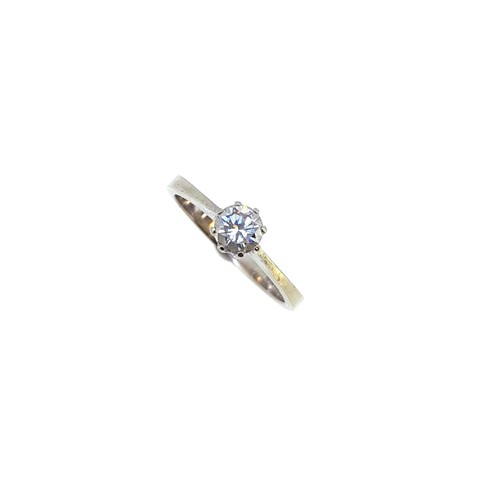 Lot 234 - An 18ct gold diamond solitaire ring