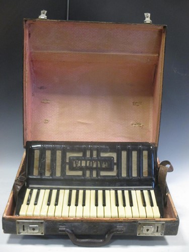 Lot 200 - Galotta piano accordian in original wooden...
