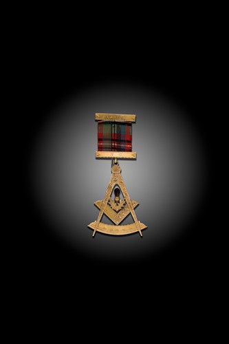Lot 329 - An early 20th century Masonic Scottish Constitution Past Master's Jewel