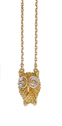 Lot 165 - A modern 18ct gold owl pendant and chain