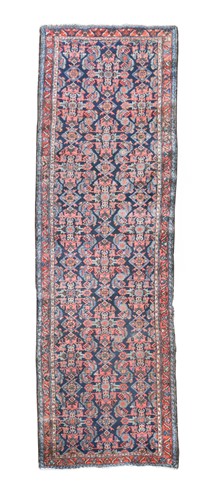 Lot 480 - A Feraghan runner