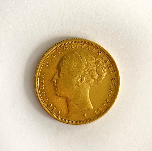 Lot 36 - A Victoria 'Young Head' full sovereign