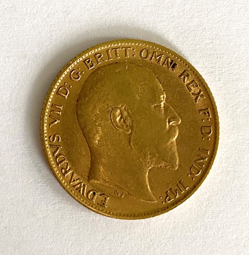 Lot 80 - A 'Kings Head' half sovereign