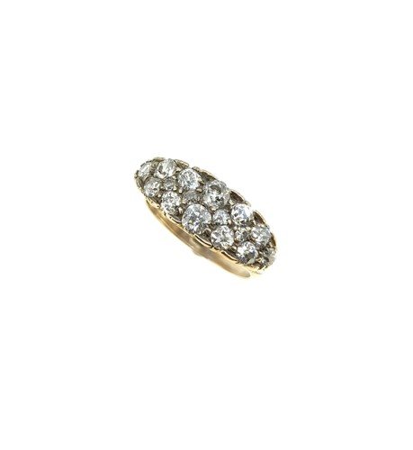 Lot 167 - A boat shaped diamond cluster ring