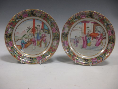 Lot 23 - A pair of Cantonese famille rose plates (2)