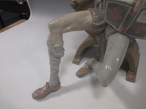 Lot 14 - A large Lladro figure of Don Quixote, 30cm high