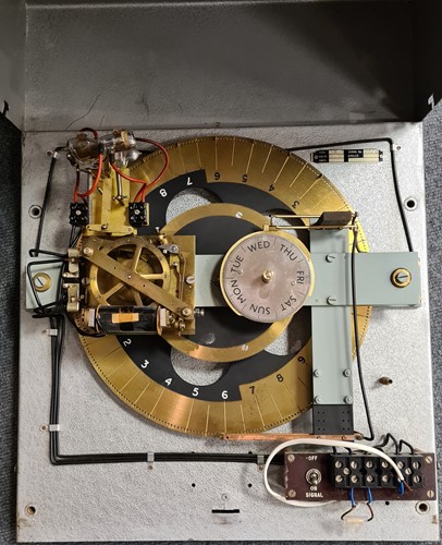 Lot 288 - Synchronome programmer in anodised case, 44cm
