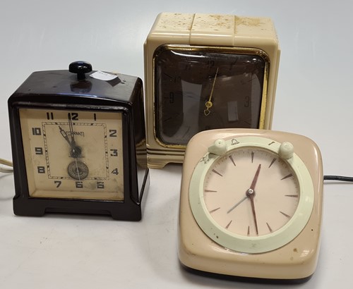 Lot 130 - Collection of 9 various mantel clocks, some...