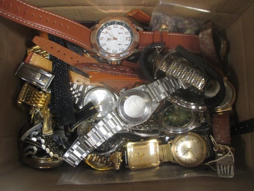Lot 351 - A collection of pocket watch cases,...