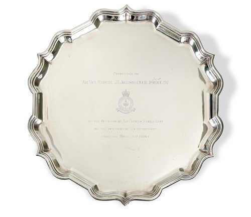 Lot 471 - A 20th century silver presentation salver