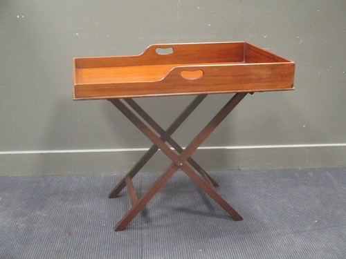 Lot 650 - A late 19th/ early 20th century large butlers...