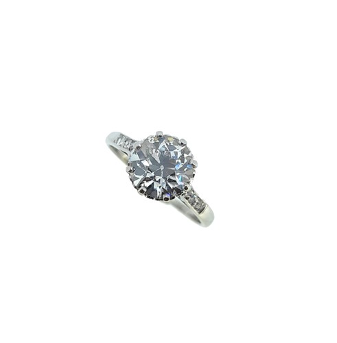 Lot 249 - An early 20th century diamond solitaire ring