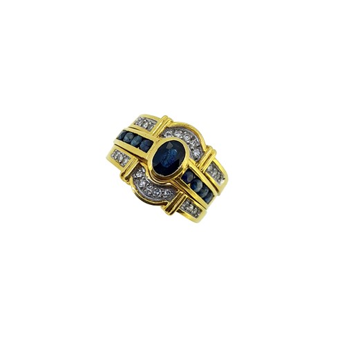 Lot 111 - A modern interchangeable sapphire and diamond ring