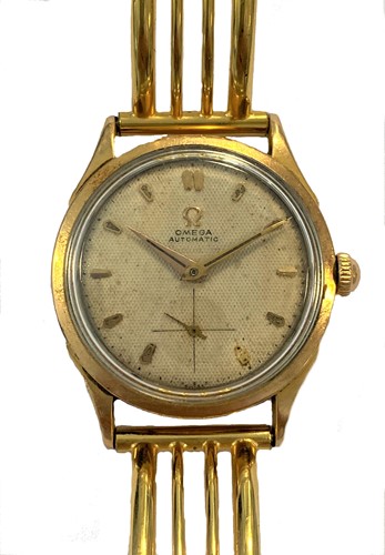 Lot 277 - Omega - A gentleman's Swiss 18ct gold wristwatch and a 'gold capped' 'Seamaster' wristwatch
