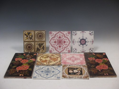 Lot 68 - A quantity of various floral decorated tiles...
