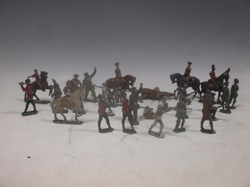Lot 152 - Twenty four vintage lead soldiers to include...