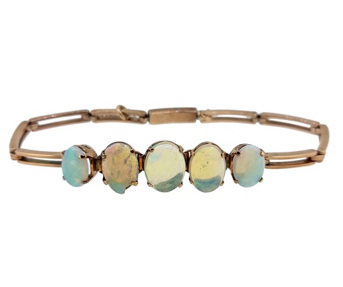 Lot 174 - An opal bar bracelet