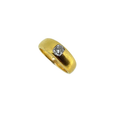 Lot 120 - An early 20th century single stone diamond ring