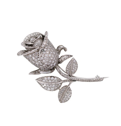 Lot 169 - A diamond rose brooch