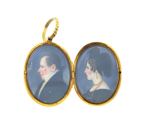 Lot 20 - A Georgian portrait miniature hinged locket