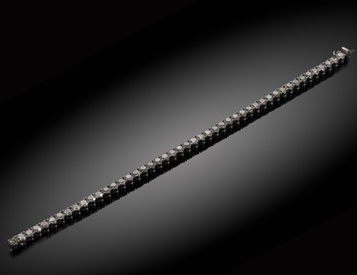 Lot 260 - An important diamond line bracelet