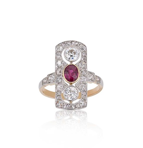 Lot 203 - An Edwardian ruby and diamond panel ring